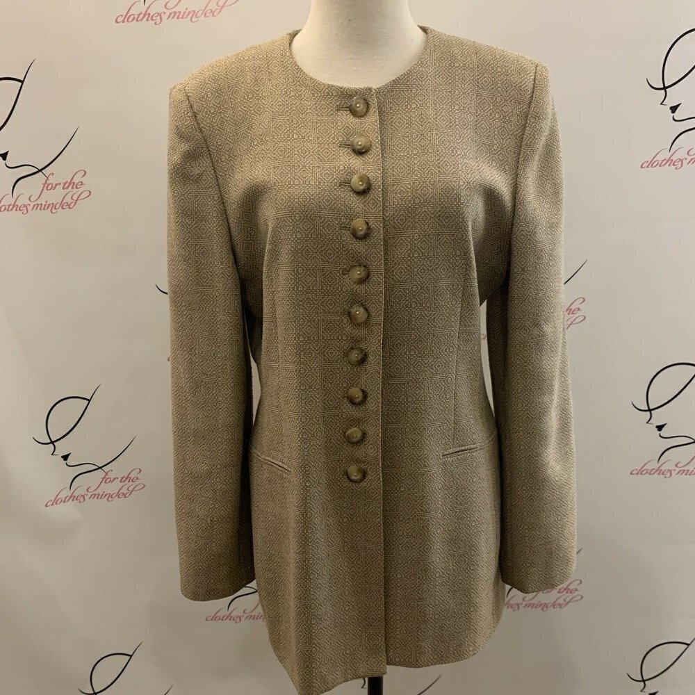 Two Madison Court. Size 10. Lined Button Front Professional Jacket. DB